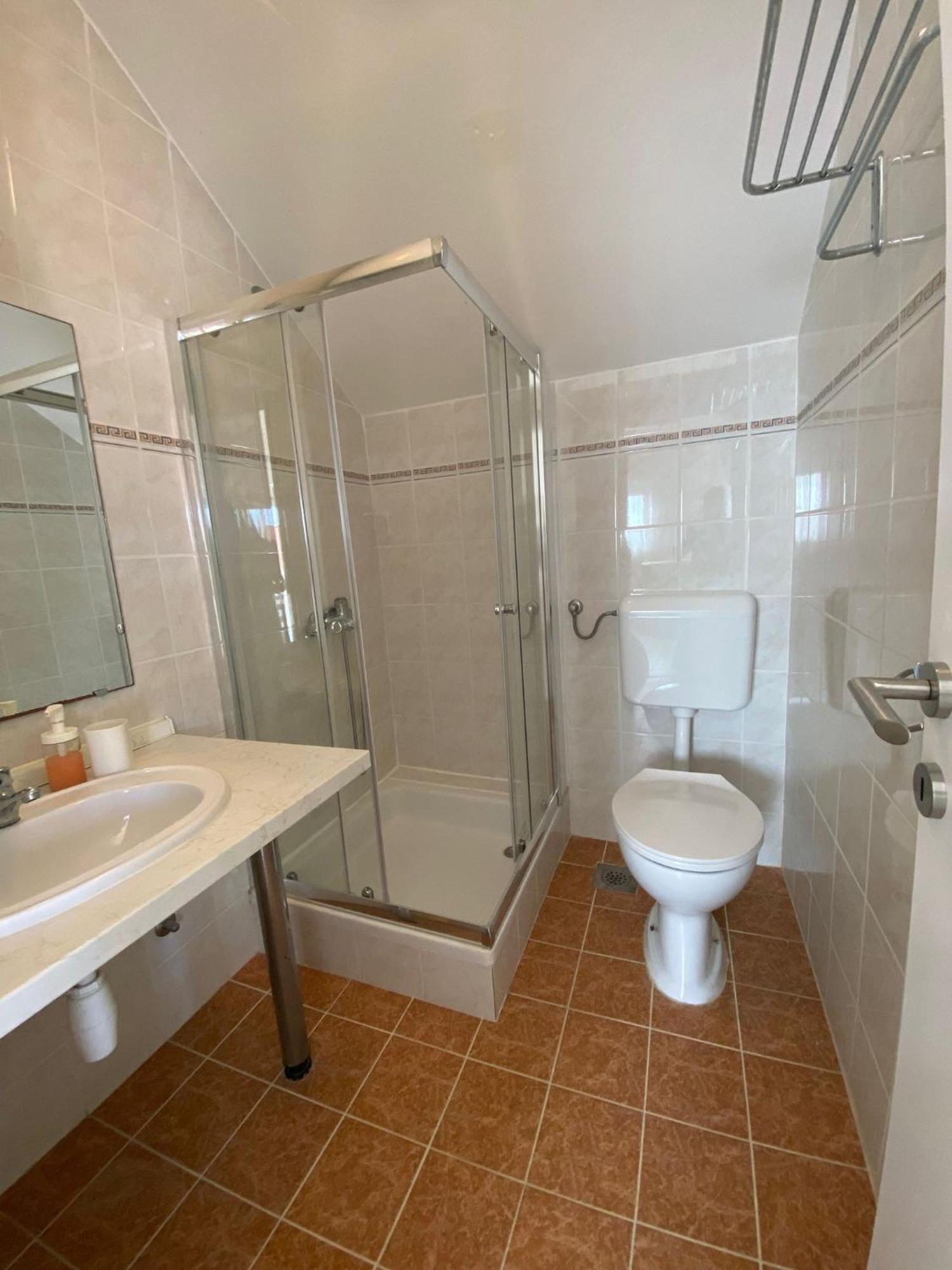 Apartments Olea Rab Town Ngoại thất bức ảnh