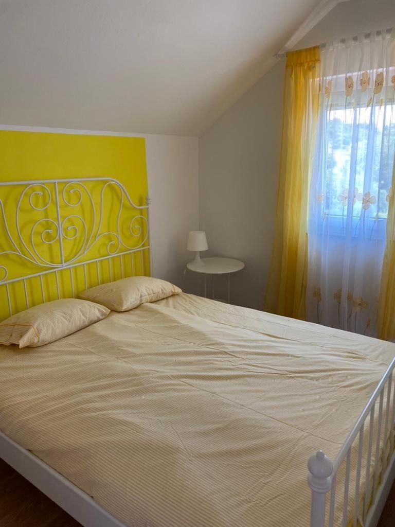 Apartments Olea Rab Town Ngoại thất bức ảnh